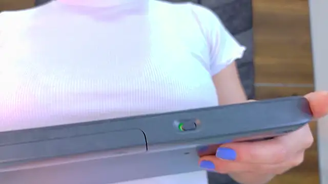 Snapshot of AnnieRouse__ chatting on 02/28/26, 11:44 AnnieRouse online show from 02/28/26, 11:44