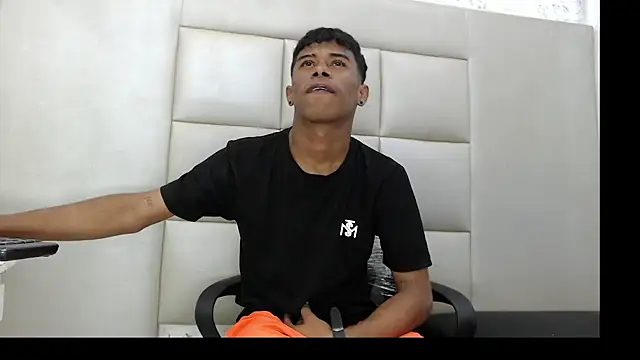 TonnyMarck online show from 02/15/26, 02:19