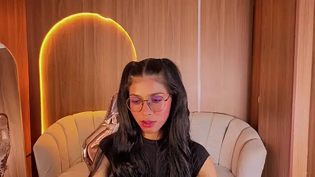 Alina b  online show from 03/23/26, 08:13