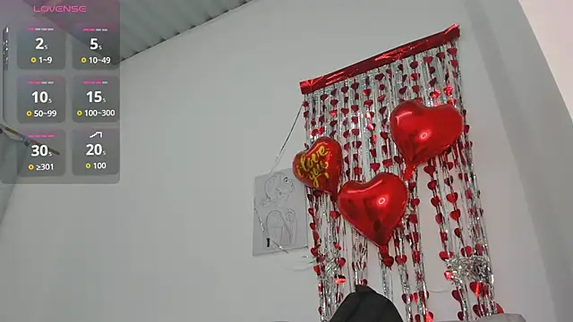 velvetluna  online show from 02/25/26, 11:09