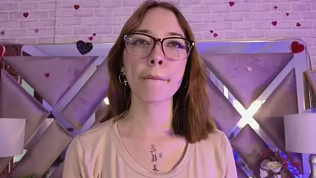 HarperrWest online show from 04/22/26, 08:32