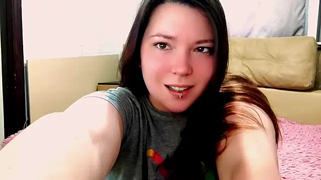 Snapshot of NotYourDoll chatting on 05/06/26, 05:35 NotYourDoll online show from 05/06/26, 05:35