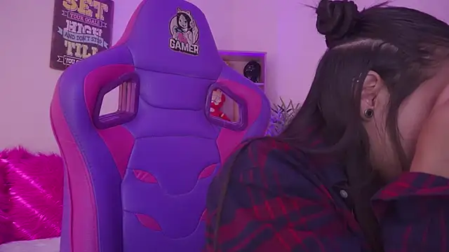 mavi boo online show from 02/04/26, 08:03