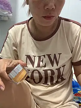 Baby-lovely69 online show from 04/01/26, 10:51