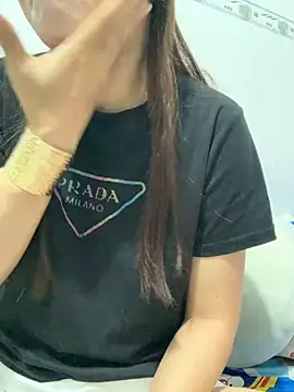 Baby-lovely69 online show from 04/21/26, 11:07