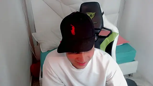 Black diamondd  online show from 04/20/26, 07:00