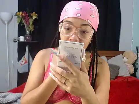 Sexy Supermomm online show from 03/19/26, 08:35