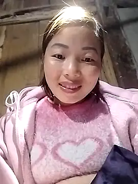 Snapshot of Ella-aa chatting on 02/09/26, 12:53 Ella-aa online show from 02/09/26, 12:53