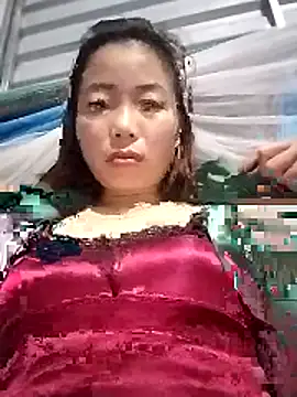 Snapshot of Ella-aa chatting on 02/21/26, 10:33 Ella-aa online show from 02/21/26, 10:33