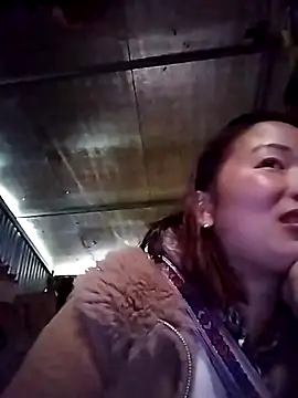 Snapshot of Ella-aa chatting on 02/23/26, 06:44 Ella-aa online show from 02/23/26, 06:44