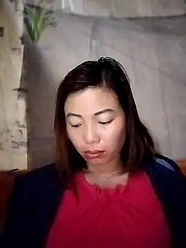 Ella-aa online show from 04/01/26, 09:23