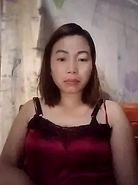 Ella-aa online show from 04/15/26, 09:15