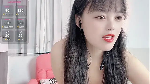 Snapshot of xianxian-baby chatting on 04/24/26, 08:44 xianxian-baby online show from 04/24/26, 08:44