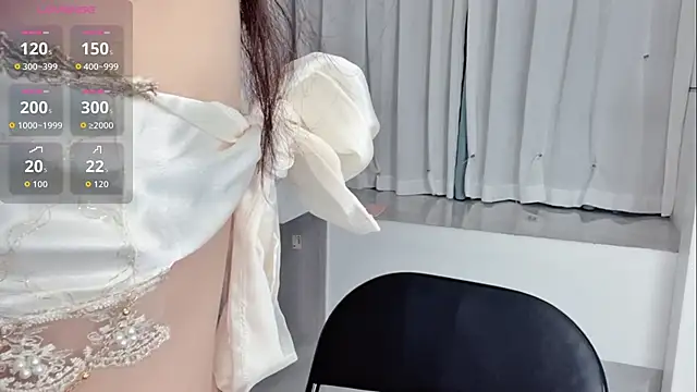 Snapshot of xianxian-baby chatting on 05/26/26, 06:15 xianxian-baby online show from 05/26/26, 06:15