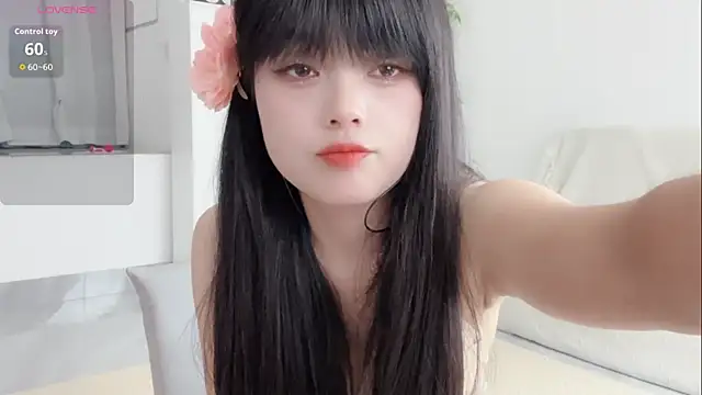 Snapshot of xianxian-baby chatting on 07/24/26, 03:43 xianxian-baby online show from 07/24/26, 03:43