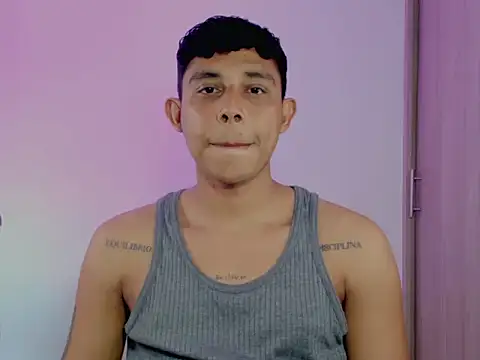 nilo2021 online show from 04/21/26, 01:42