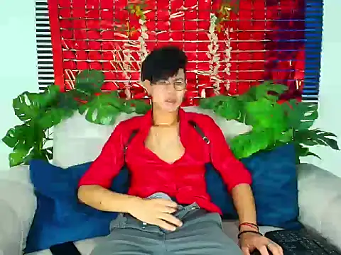 ThiiagoSaeenz online show from 02/25/26, 03:54