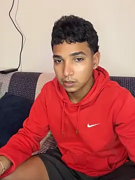 paulhot11 online show from 04/25/26, 03:09