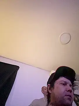 GabEthier online show from 04/13/26, 01:44