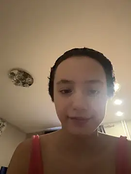 MiaTee online show from 02/19/26, 01:45