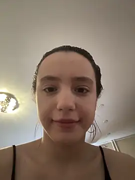 MiaTee online show from 03/01/26, 02:02