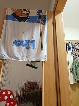 Snapshot of Isa363636 chatting on 02/17/26, 11:11 Isa363636 online show from 02/17/26, 11:11