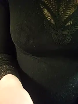 Snapshot of Isa363636 chatting on 02/18/26, 11:22 Isa363636 online show from 02/18/26, 11:22