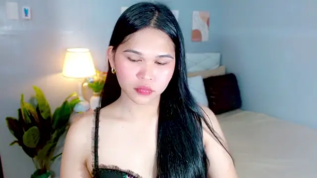 alianabrooks online show from 04/22/26, 02:14