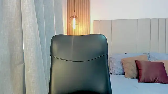 Snapshot of Victoria_Rosee chatting on 05/25/26, 12:44 Victoria Rosee online show from 05/25/26, 12:44