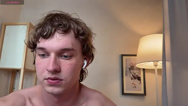 Friday gay dude online show from 04/04/26, 01:30