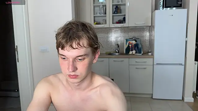 Friday gay dude online show from 07/19/26, 06:55