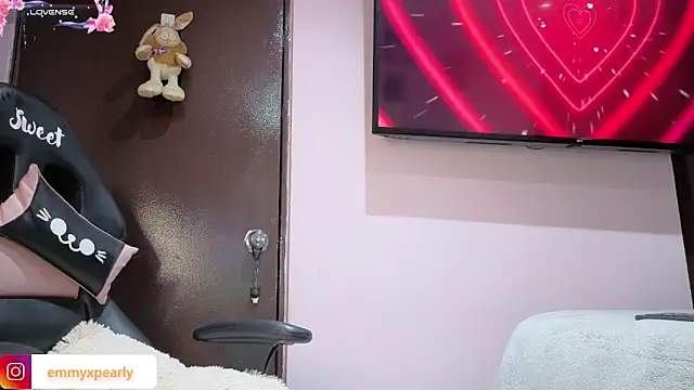 emyxpearly online show from 03/02/26, 07:15