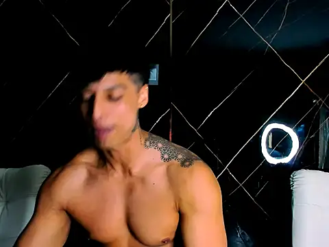 Wolfe Owen online show from 03/05/26, 08:49