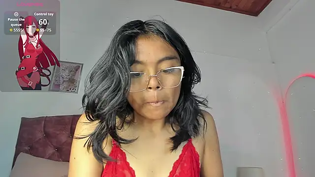 luna velveth online show from 03/30/26, 10:27