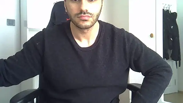 Snapshot of ciceroable chatting on 05/01/26, 01:05 ciceroable online show from 05/01/26, 01:05