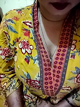 Snapshot of PARI51 chatting on 02/12/26, 08:15 PARI51 online show from 02/12/26, 08:15