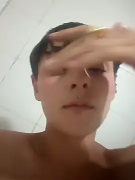 Snapshot of sirenitamua chatting on 04/08/26, 05:18 sirenitamua online show from 04/08/26, 05:18