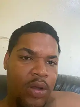 Snapshot of Cockybastard_23cm chatting on 03/02/26, 04:36 Cockybastard 23cm online show from 03/02/26, 04:36