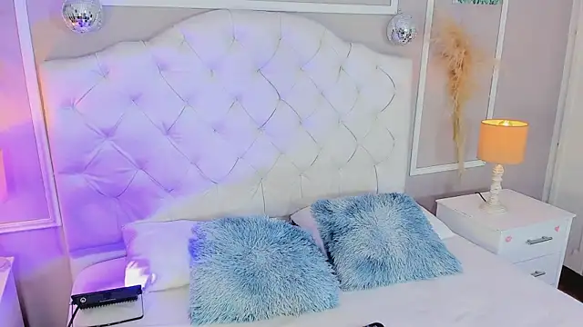 Snapshot of saryth_hott chatting on 02/06/26, 02:53 saryth hott online show from 02/06/26, 02:53