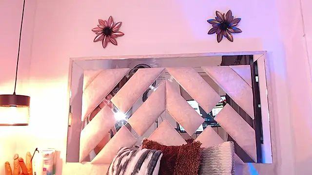 sofy bonnet online show from 02/09/26, 12:09