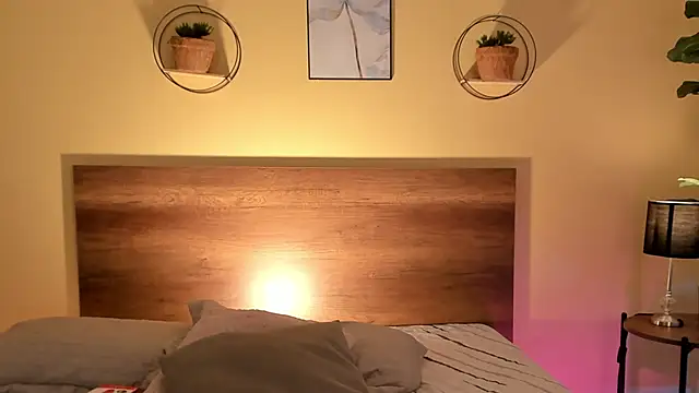 Snapshot of Angel_eros_ chatting on 02/08/26, 04:49 Angel eros online show from 02/08/26, 04:49