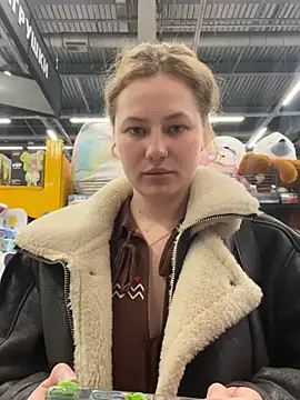 AsynaYuuki online show from 02/23/26, 05:43