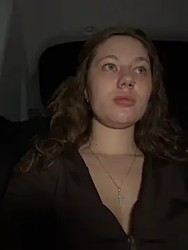 AsynaYuuki online show from 04/27/26, 06:17