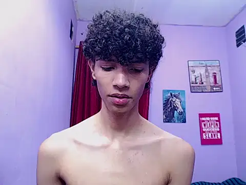 bigcock twinks online show from 03/24/26, 11:10