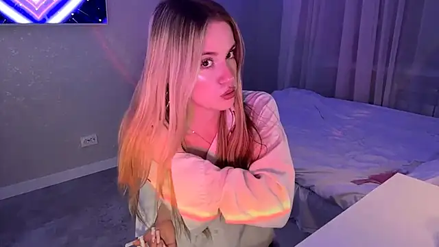 Between Eeys online show from 03/29/26, 04:29