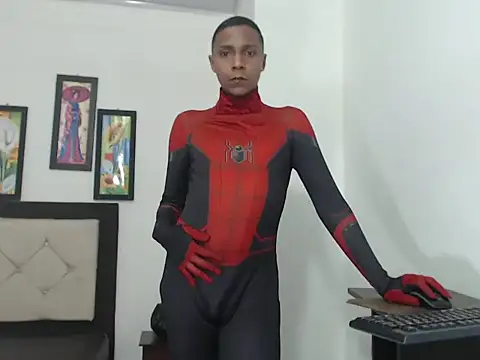 Snapshot of hotboyluxe chatting on 02/20/26, 02:08 hotboyluxe online show from 02/20/26, 02:08