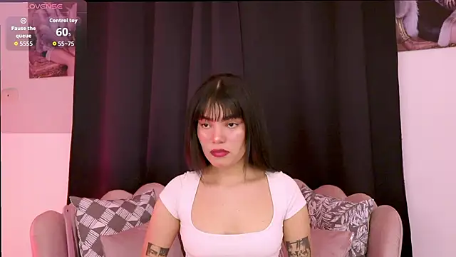 dakotacollins  online show from 03/30/26, 01:17