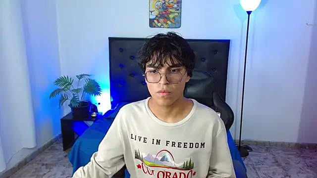 Maecum18 online show from 02/07/26, 09:51