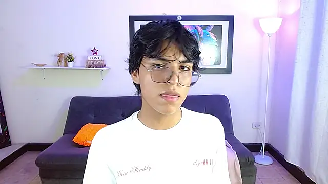 Maecum18 online show from 02/24/26, 08:29