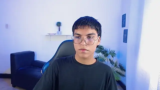 Maecum18 online show from 03/30/26, 09:49